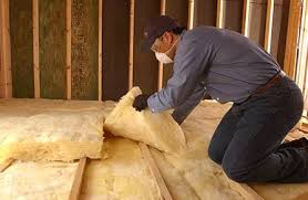 Best Attic Insulation Installation  in Lynnwood, WA